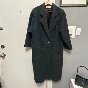 Beautiful Vintage Charcoal Grey Oversized Wool Coat L/XL